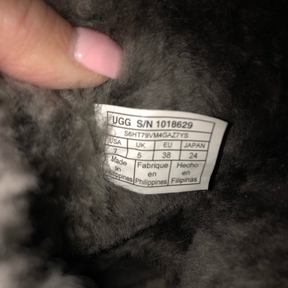 Ugg Constantine Genuine Shearling Gray Boots - image 8